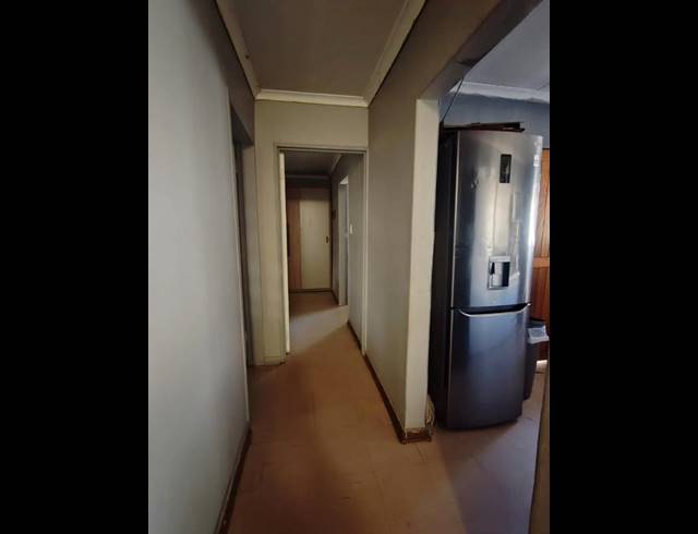 4 BEDROOM HOUSE FOR SALE IN MEADOWLANDS